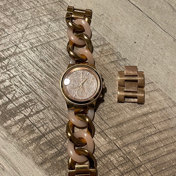 Rose Gold chain-linked Michael Kors Watch main image 5